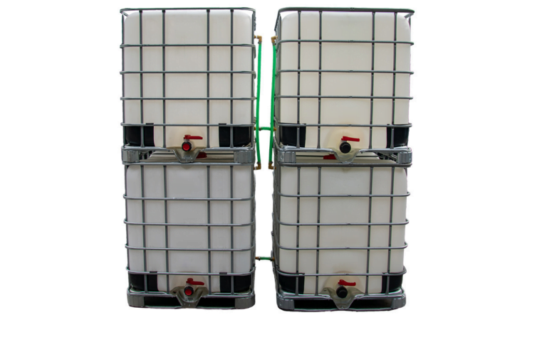 Cuve IBC empilée 1000 litres x 4